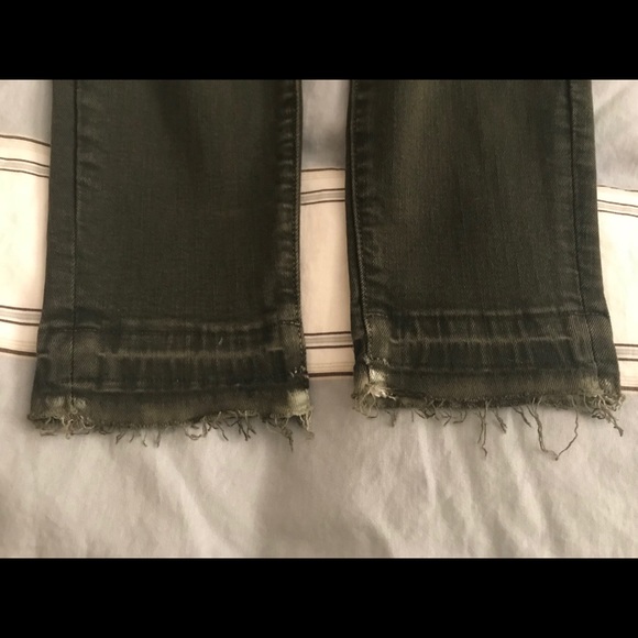 New with tags. Current/Elliott jeans. - Picture 5 of 8